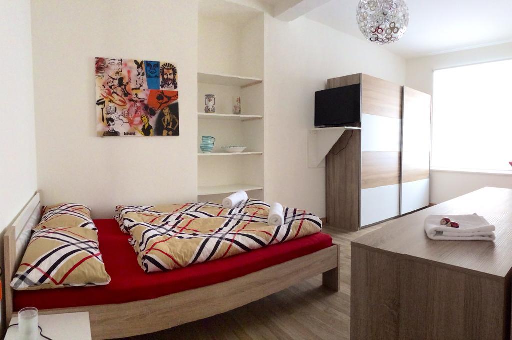 Rosengarten Rooms Болзано Стая снимка